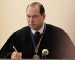 Суд вернул прокуратуре обвинительный акт против cкандального судьи Печерского райсуда Киева Вовка