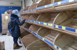 В одесских магазинах опустели полки с хлебом