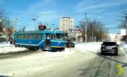 Трамвай в Одессе сошел с рельсов