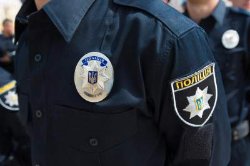 Харьков: женщина-водитель на всех парах сбила опешившего копа