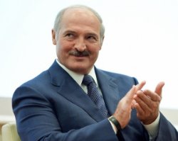 ЄС зняв санкції з Лукашенка - ЗМІ