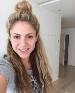 39-летняя Шакира потрясла естественной красотой