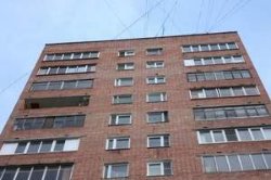 Суицид в Киеве: 21-летняя девушка выбросилась из окна