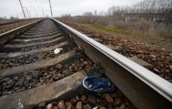Родился в рубашке: украинец выжил, попав под колеса поезда