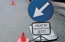 На Черниговщине автомобиль влетел в дом: есть жертвы