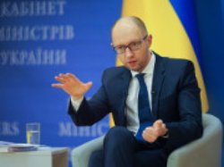 Яценюк побачив падіння цін в Україні