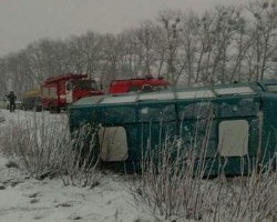 На Сумщине перевернулся автобус с пассажирами