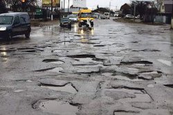 На ремонт дорог в Украине выделили рекордную сумму