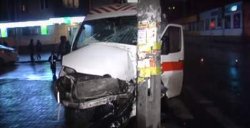 ДТП с участием военного автомобиля в Киеве: есть раненые