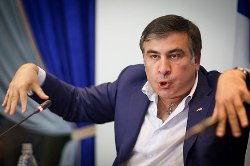 Советник Авакова назвал Саакашвили нуждающимся в лечении параноиком