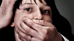 Николаевщина: 17-летнюю девочку изнасиловал опекун
