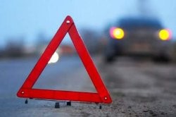 Во Львове 25-летняя девушка бросилась под колеса автомобиля