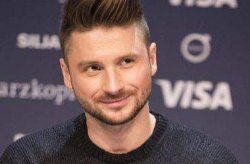 Сергей Лазарев упал со сцены на репетиции Сергей Лазарев упал со сцены на репетиции