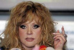 Пугачева вылечила племянника от наркозависимости Пугачева вылечила племянника от наркозависимости
