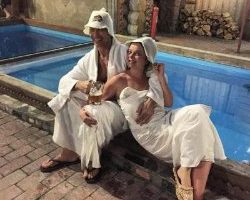 Королёва и Тарзан отметили годовщину в бане Королёва и Тарзан отметили годовщину в бане