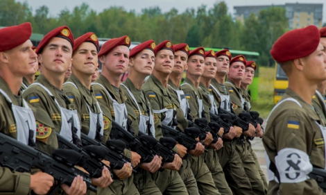 Под Киевом провели репетицию военного парада