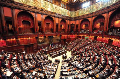 Парламент Италии выступил против отмены санкций в отношении России