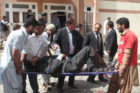 В Пакистане смертник подорвал себя возле больницы: 54 человека погибли, 50  -  ранены