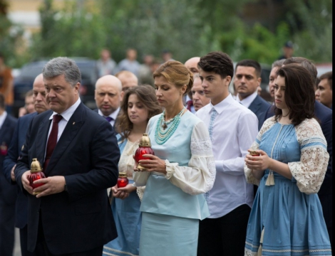 В Софийском соборе состоялась молитва за Украину при участии Порошенко