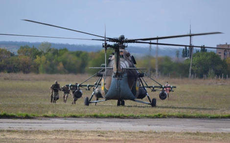 Украина провела учения на Донбассе по десантированию в тыл противника