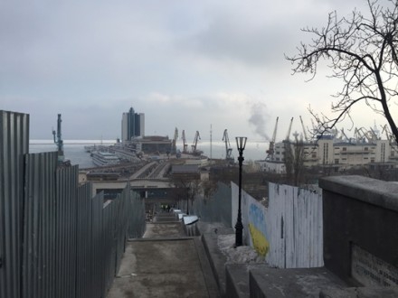 Потемкинскую лестницу в Одессе закрыли для пешеходов: ремонт до конца апреля