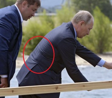 Странное фото Путина живо обсуждают в сети