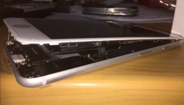 Главная страница » Гаджеты » Apple расследует два взрыва батареи iPhone 8 Plus