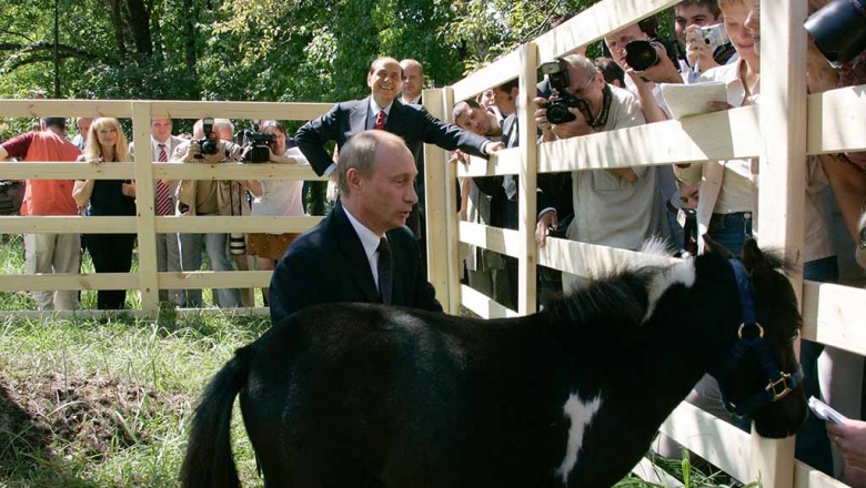 Владимир Путин и его твари