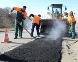 На ремонте дорог под Киевом строительные компании разворовывают бюджетные деньги