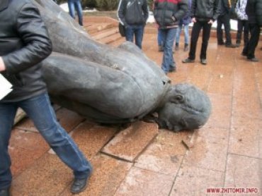 В Черниговской области продали памятник Ленину